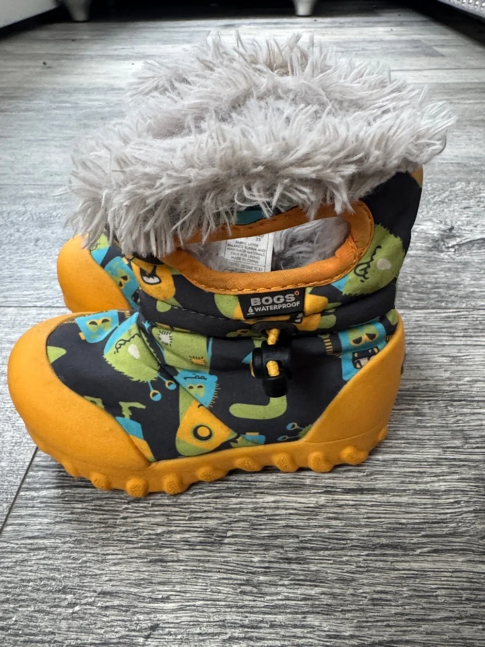 Bogs Kids Yellow & Black Monster-Print Waterproof Winter Boot - Picture 1 of 8